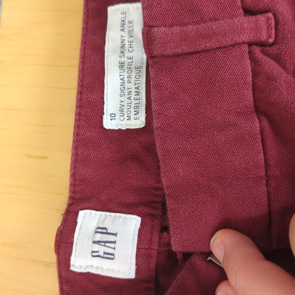 Gap burgundy pants - Picture 2 of 2